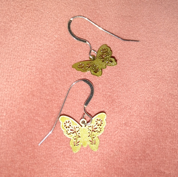 Solid 925 REAL Sterling Silver Wires Lime Butterfly Earrings Butterflies New - Picture 3 of 7